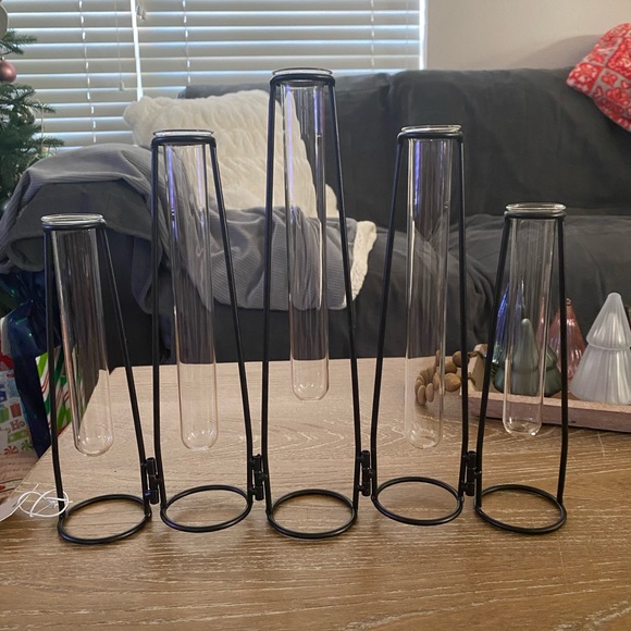 Bloomingville Metal and Glass Bud Vase Adjustable. - Picture 3 of 7